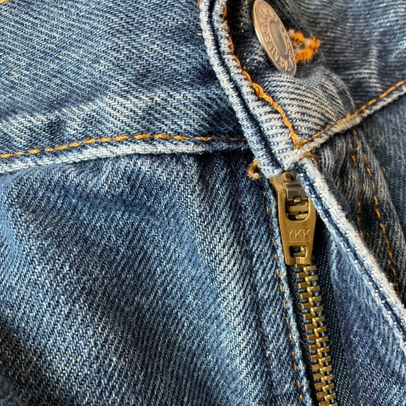 Vintage LEVI’S 560 36x34 Loose Fit Tapered Leg Jeans Made In Canada - Picture 6 of 8